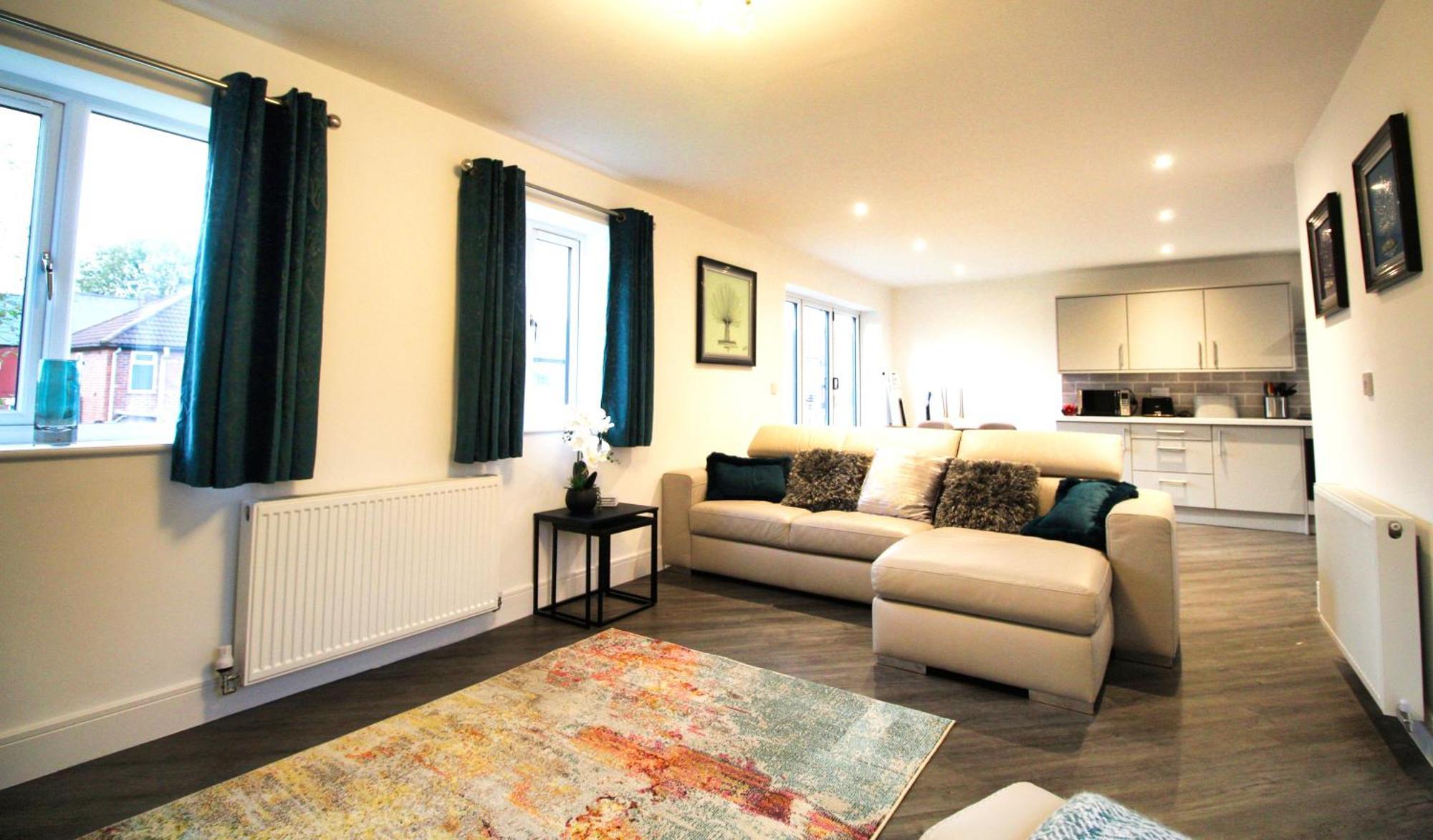 Rotherham - Rawmarsh - Great Customer Feedback - 2 Bed Bungalow - New Build - High End Furnishings - Wheel Chair Accessible - Large Enclosed Garden - Dog Friendly Εξωτερικό φωτογραφία